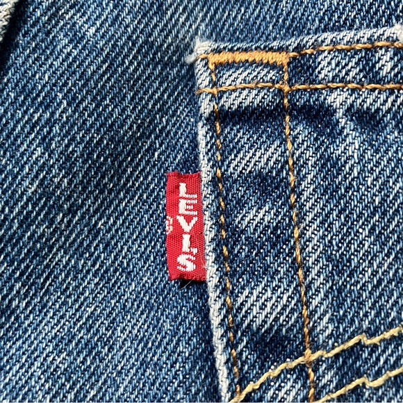 Levi’s 24/30– 501 Premium- Classic Blue Denim Jeans Button Fly - Picture 8 of 13